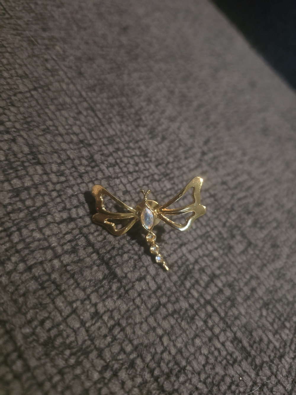 Avon | Vintage Dragonfly Brooch